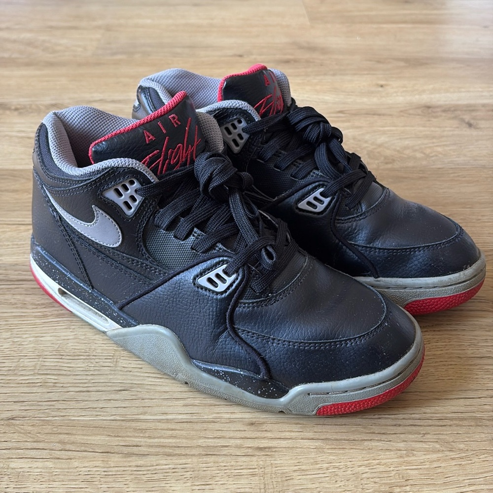 Nike Air Flight 89 Bred Size 8.5 Men’s